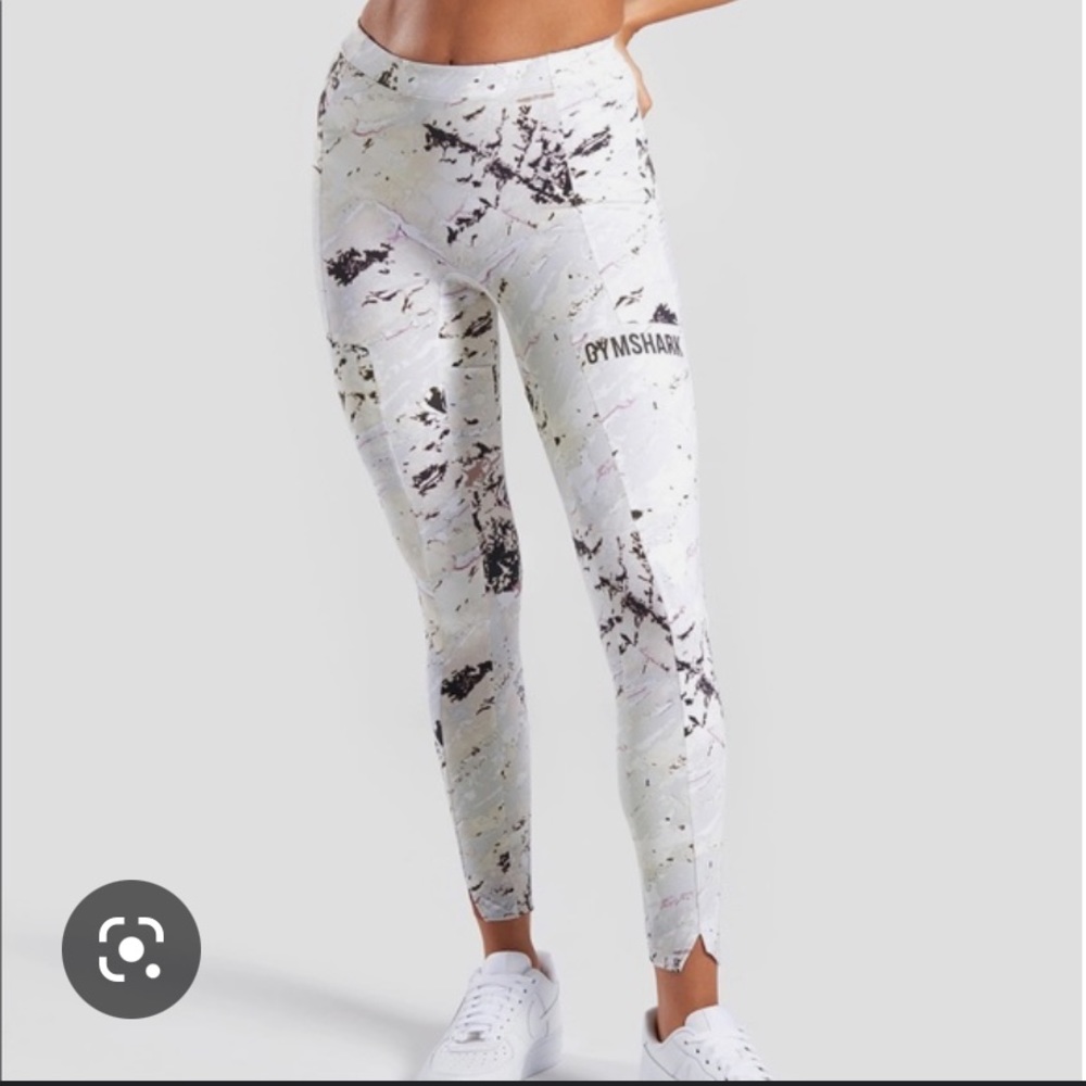 Like New Gymshark Ori Leggings in Marble